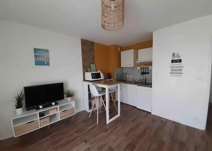 Laia, Type Scandinave, Parking Apartman